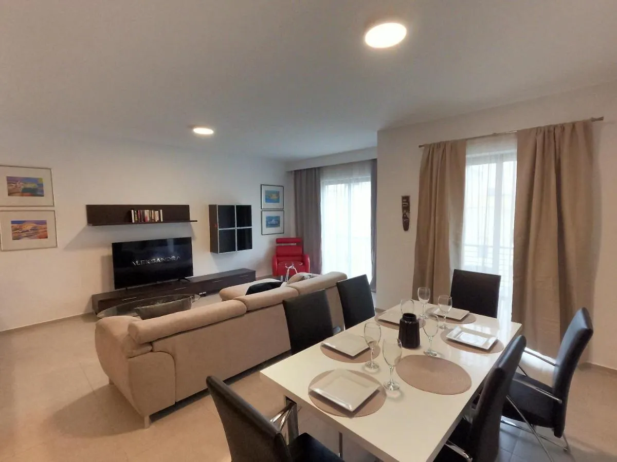 Korzo Suites St. Julian'S 0*,  Malta