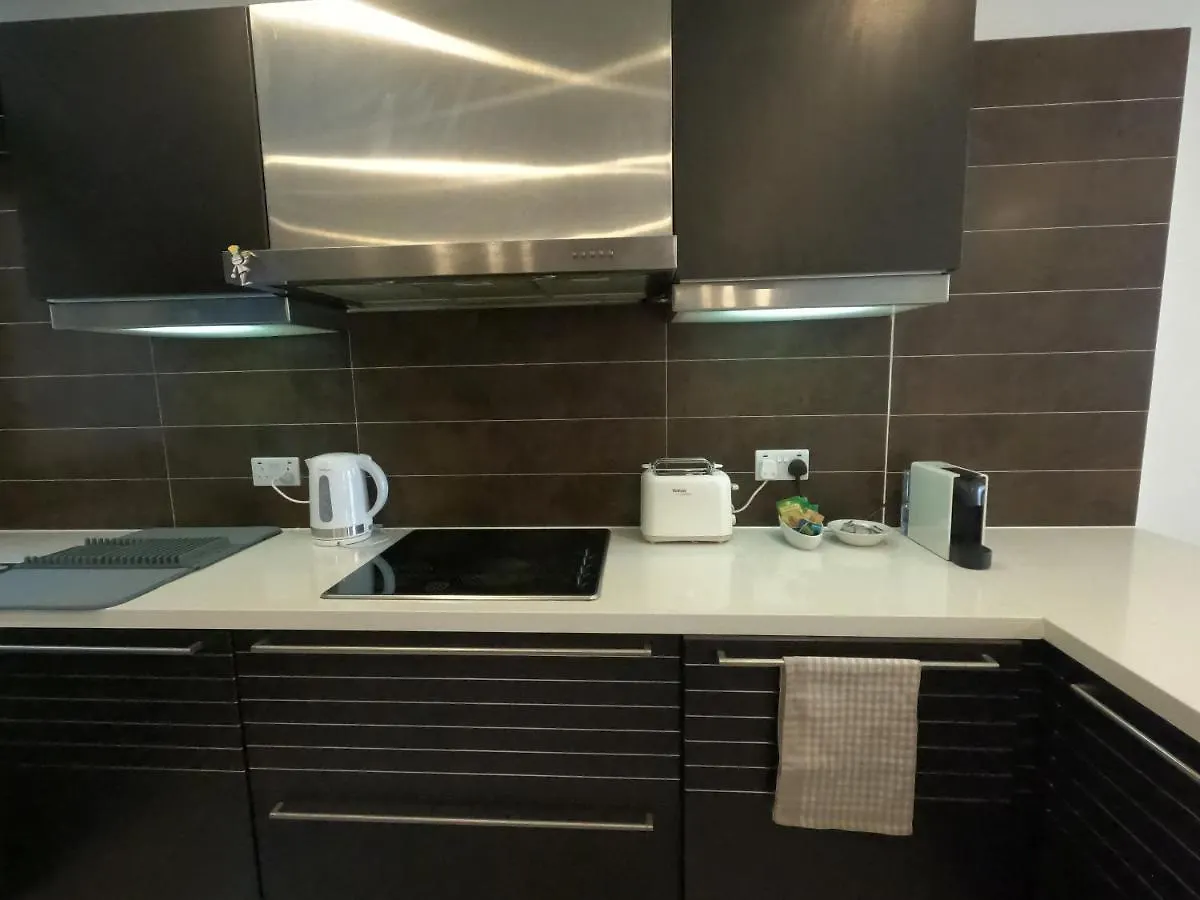 Korzo Suites St. Julian'S Lägenhet